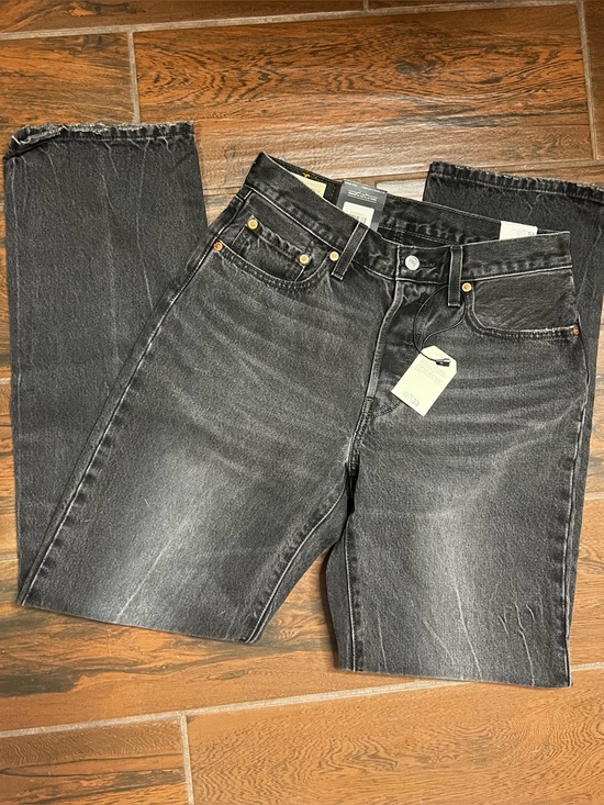 Levi's Denim - Levi’s Premium 501 90s Mid Rise Straight Leg Jeans Size 26 NWT Classic Denim